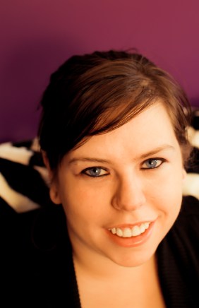 Amanda Hocking NEW--credit Mariah Paaverud with Chimera Photography